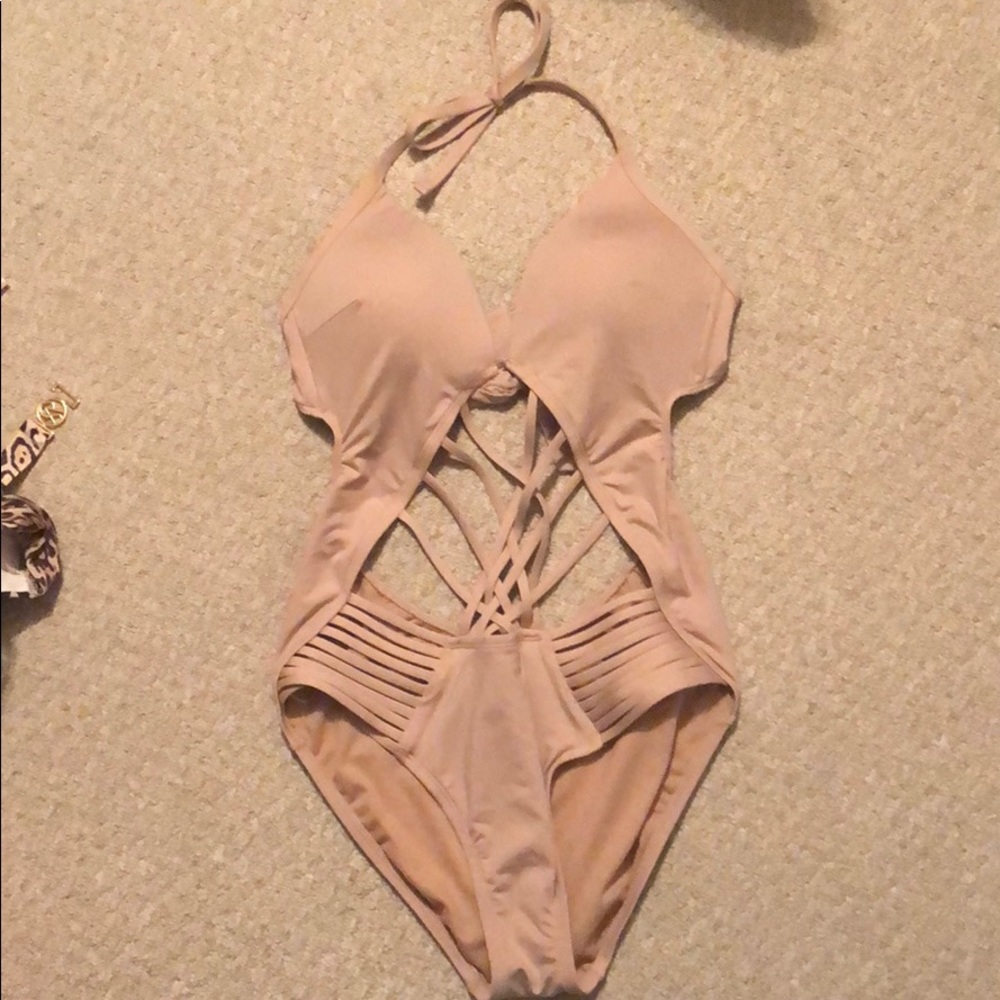 Kenneth Cole one piece swimsuit